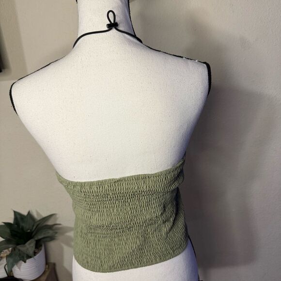 Gilded Intent Buckle Cinched Halter Tank Top - Picture 4 of 5